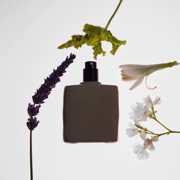 KKW FRAGRANCE NUDE SUEDE - Picture 6 of 6